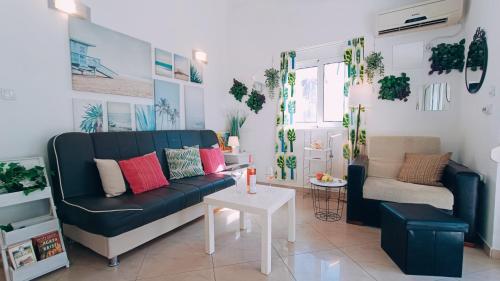 Beach apartment with Beach chairs n.1 in Utjeha