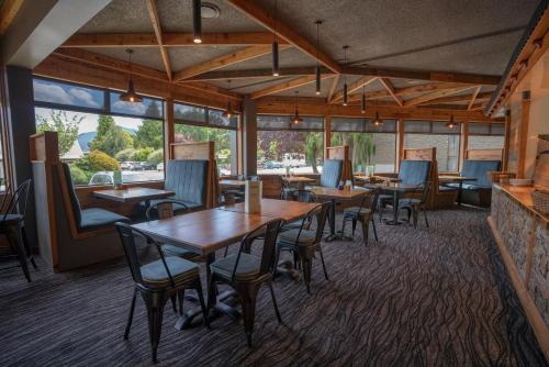 Ресторант, Distinction Luxmore Hotel Te Anau in Те Ано
