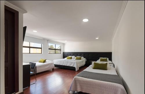 Twin Room room in HOTEL EMBASSY STAR
