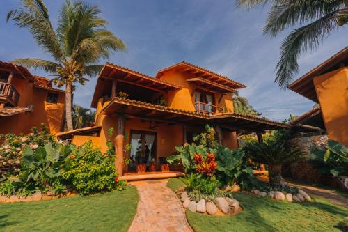 366773852 Tres Mujeres Hotel