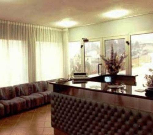 Vestabils, Hotel Nastro Azzurro in Monguzzo