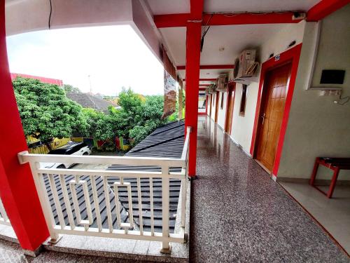 Harmony House Syariah near Alun Alun Pati Mitra RedDoorz in Pati