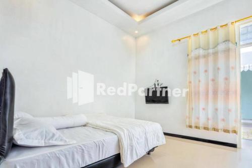 Griya Rahayu Guesthouse RedPartner near Jatim Park 2 Batu