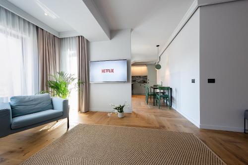 Deluxe Two-Bedroom Apartment