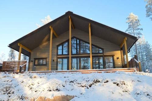 Villa Vasa - new luxury villa next to lake - Chalet - Meltaus