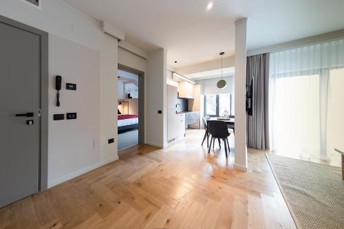 Konyha, Atlas Aparthotel in Piatra Neamt