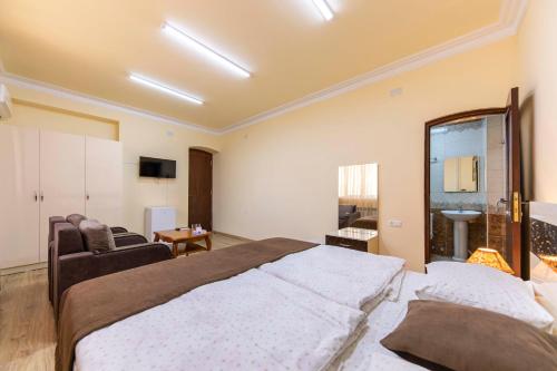 Tatev Hotel and Tours – Yerevan, PR