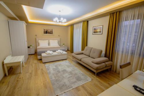 Christi's Hotel Borova