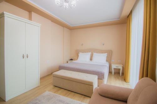 Christi's Hotel Borova - image 8