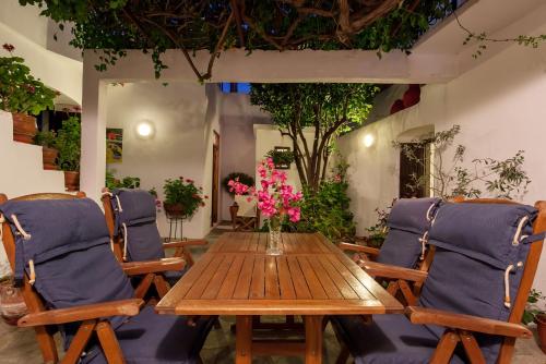 Traditional House 3