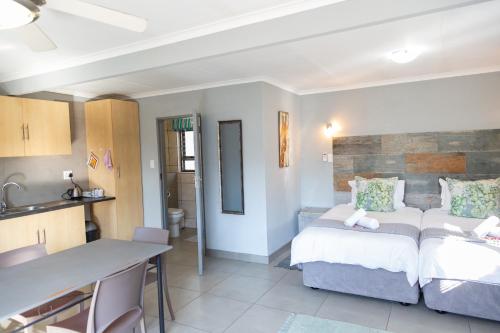 Glen Maine Guest House