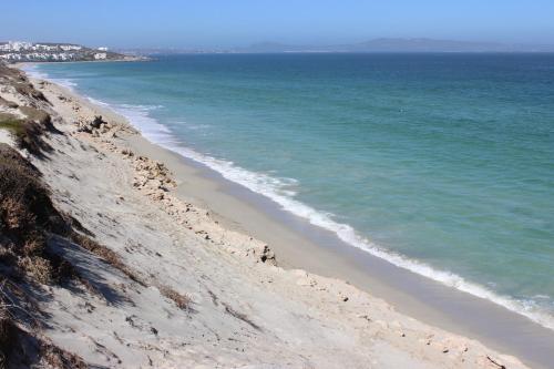 Instal·lacions recreatives, Country at Sea in Long Acres Country Estate