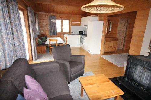 2 bedrooms, 2 beds