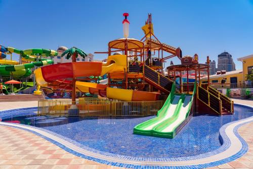 ملعب للأطفال, Holiday Inn Aktau - Seaside By IHG in أكتاو