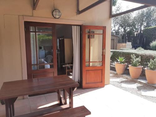 A szálláshely kívülről, Tourist Lodge Gansbaai in Gansbaai