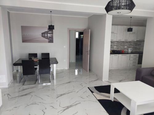 One-Bedroom Apartment image 10