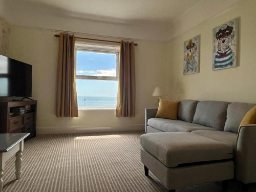Clifton Seafront Apartments - Sandown, Isle of Wight - FREE Return Car Ferry for 3 nights or more Room Type - Apartment with Sea View