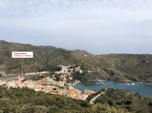 Exterior view, Piso en la costa brava y al inicio del Pirineo in Portbou