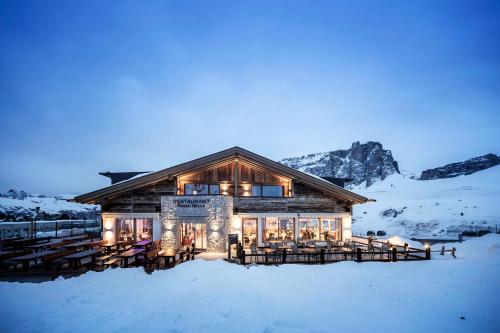 Passo Sella Dolomiti Mountain Resort 5