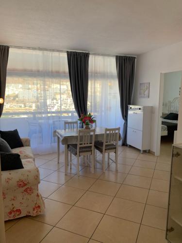 Appartamento confortevole con piscina 7 2