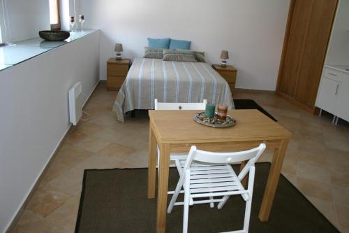  Casas do Castelo in Gouveia