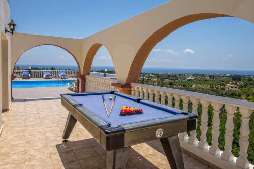 Five-Bedroom Villa image 9