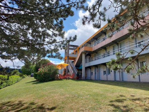 Kert, PREMIERE CLASSE SAINTES in Saintes