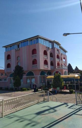 Hotel Meteor in Shkoder