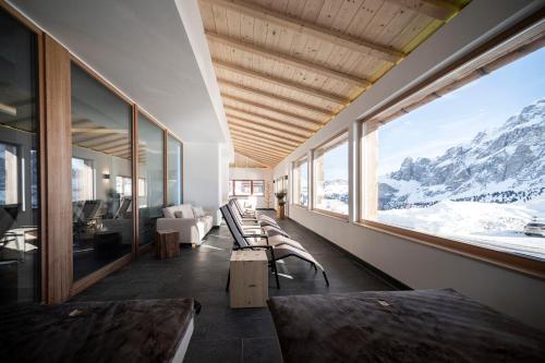 Passo Sella Dolomiti Mountain Resort 4