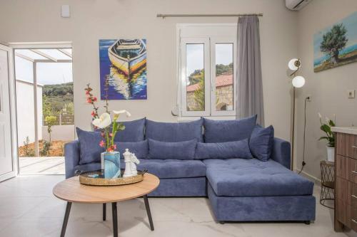 Christina's home in Loutraki, Platanias gîte à louer Skonízo