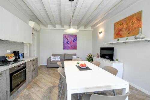 Peschiera Family Homes Fornaci - image 2