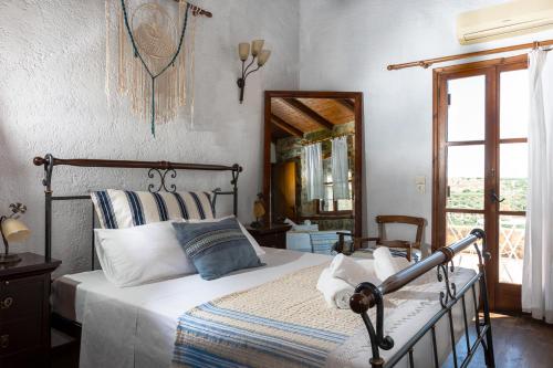 Elia Woodstone Houses - image 8