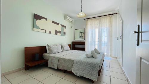 Glyfada beach two floors apartment 2-3 people