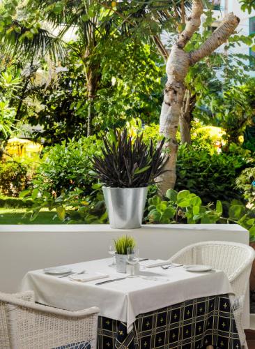 H10 Tenerife Playa - image 8