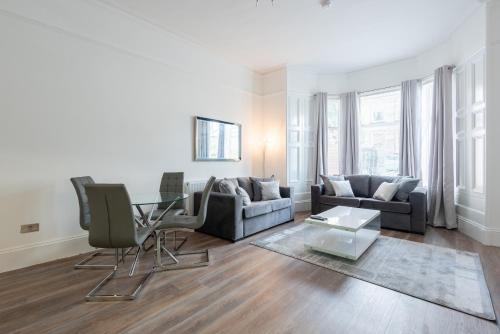 Picture of River View Apartment