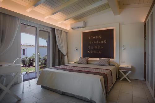 Limone Beach Resort - image 13