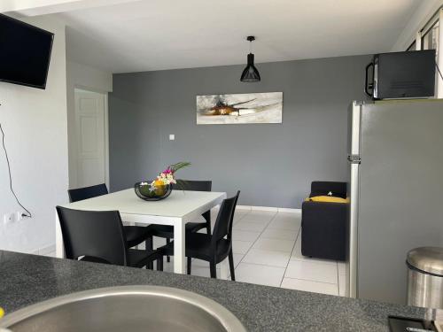 Удобства, Gîtes de Corneille, Bungalow Sweet Mango (Gites de Corneille, Bungalow Sweet Mango) in Le Moule
