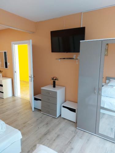 Gazi – Popovo, TX