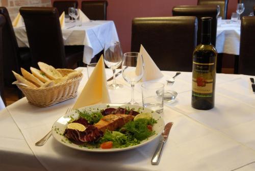 Pension & Restaurant Patriot Trnava - image 2