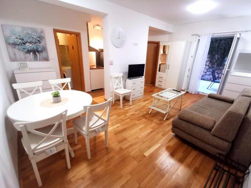Apartment Tatiana 3