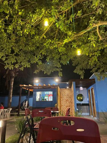 Peldbaseins, Pousada Bom Jardim in Nobres