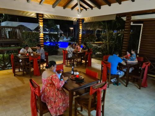 ห้องอาหาร, Hotel Playa Caribe in เตลา