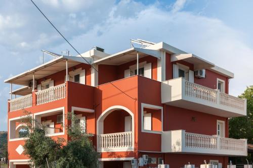 Avyssos Residents 4