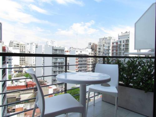 One-Bedroom Apartment image 2