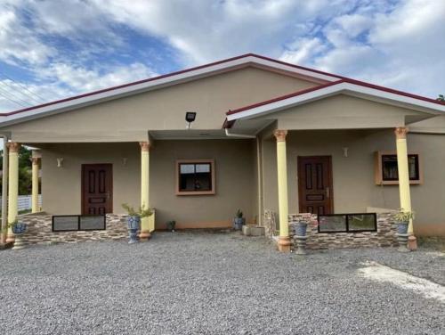 Kapowlito Real Estate Casa Kasabaholoweg B2