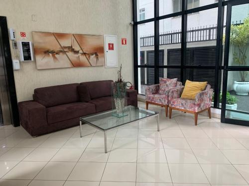 Lobby, Amplo apt. no Guaruja, a 50m da Praia, com 2 vaga in Barra Funda
