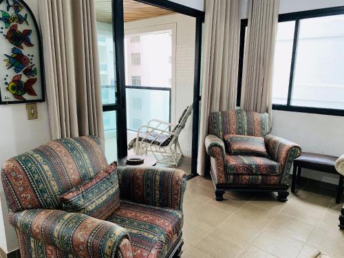 Amplo apt. no Guaruja, a 50m da Praia, com 2 vaga in Barra Funda