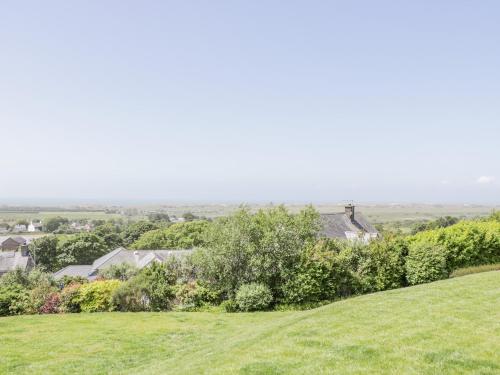 Bryn Coch Bach - image 12