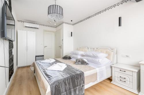 Deluxe Double Room with Sea View room in Charming