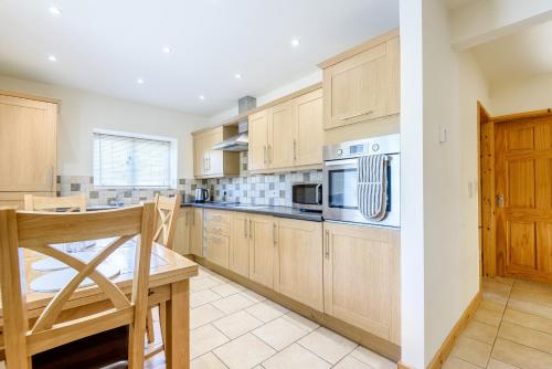 ทัศนียภาพภายนอกโรงแรม, Distyll in รัททิน